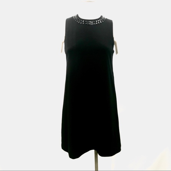 Isaac Mizrahi Black Shift Dress Beaded neckline EUC Medium Lined A-Line - Picture 1 of 10